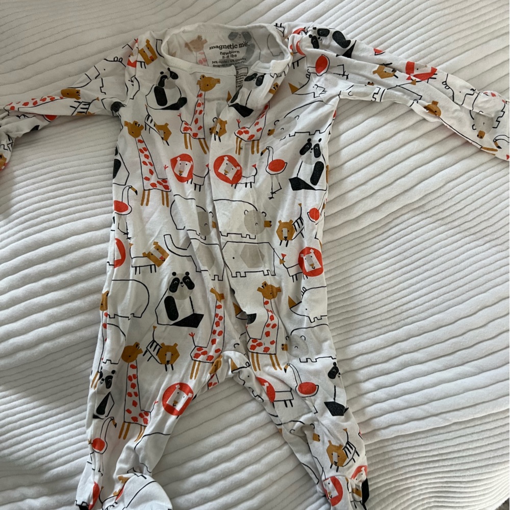 Magnetic onesie bundle